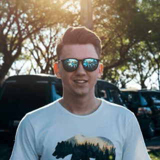 شایان گلپونه